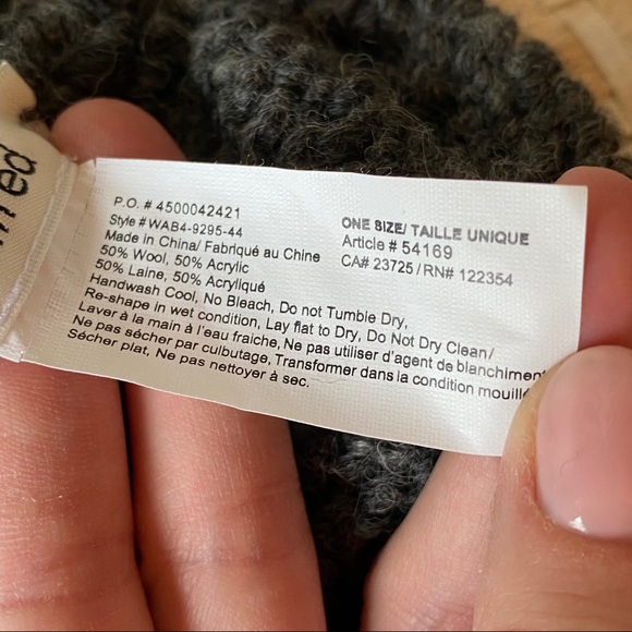 Wilfred Wool Blend Cable Knit Winter Toque Hat - Picture 3 of 3